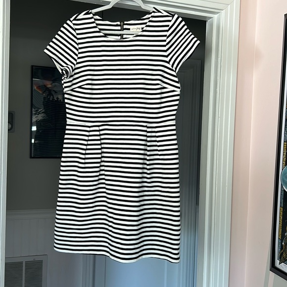 Maison Jules Dresses & Skirts - Maison Jules black and white stripe dress